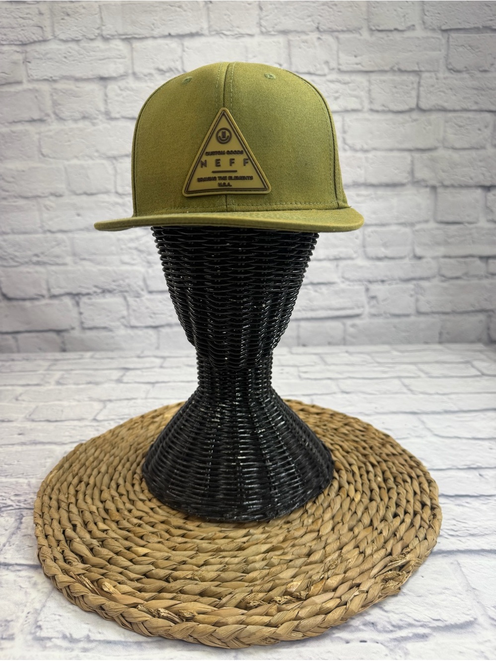 Neff Olive Triangle Patch Snapback Hat. Vintage Inspired. Skater.